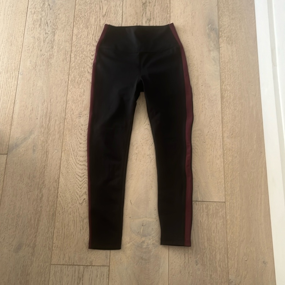 Splits59 Leggings with Purple Stripe